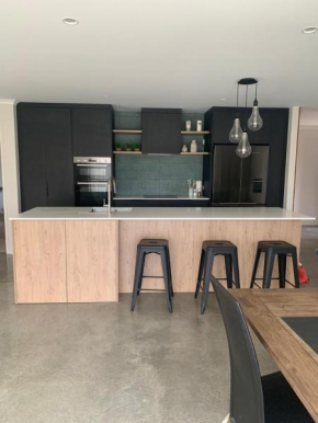 Modern and Spacious 4 bedroom Home only 2yo